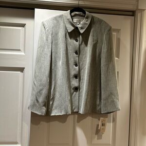 Jones New York Size 22 Blazer.